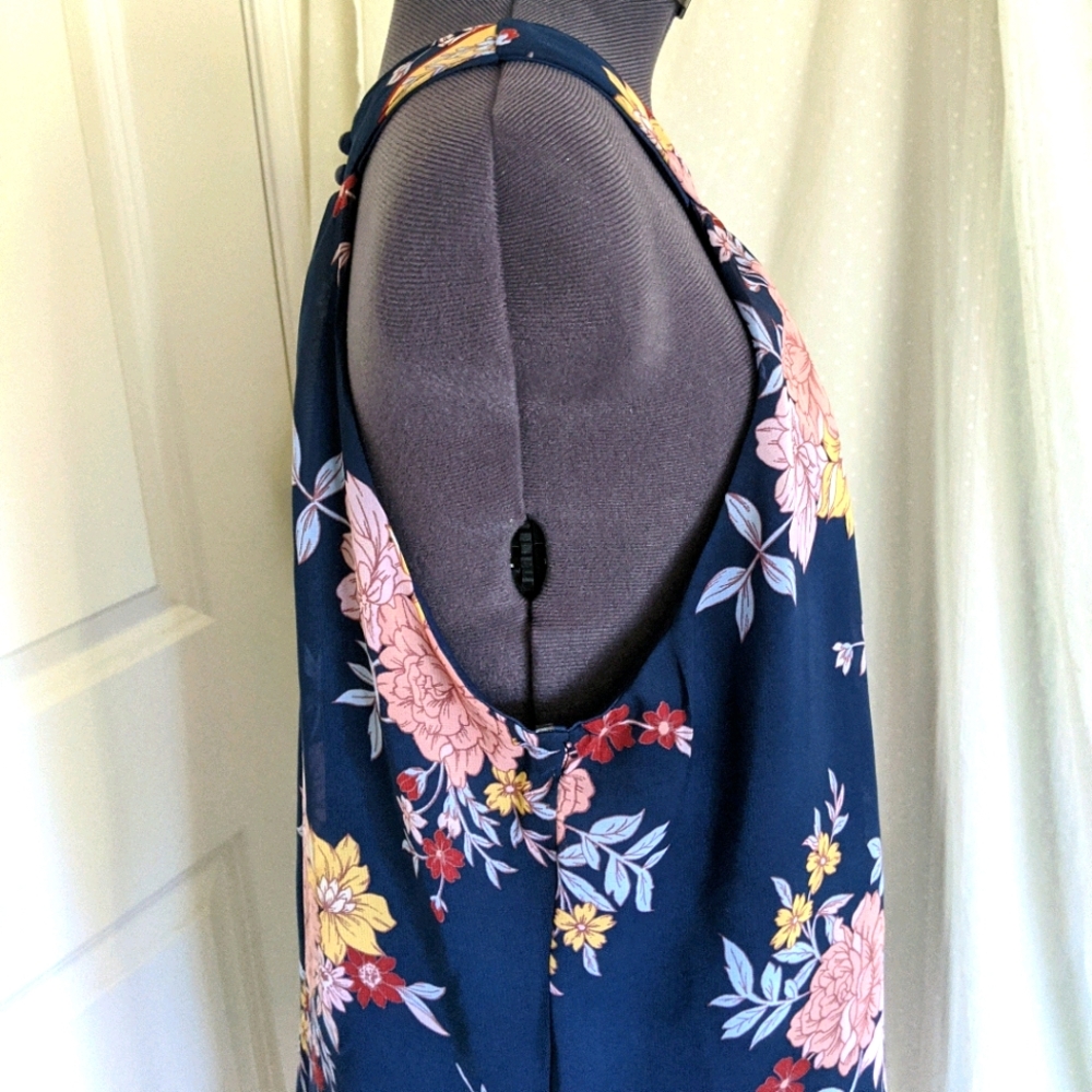 Halter Dress, size Small - Picture 2 of 9